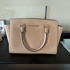 Beige Leather bag
